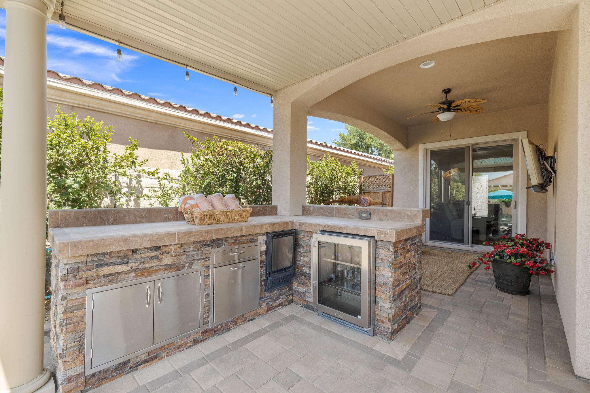 81919 Avenida Dulce Indio, CA 92203 - Photo 31 of 46 17-web-or-mls-2H8A9532