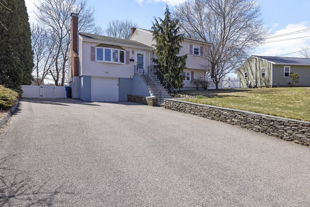 160 Ravenswood Road Waltham, MA 02453 - Photo 29 of 30