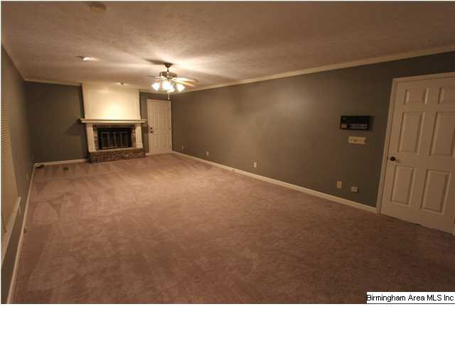 631 Hillyer High Road Anniston, AL 36207 - Photo 8 of 32