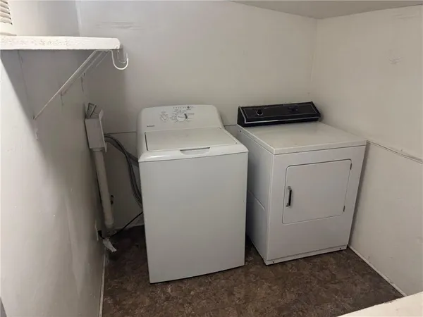 $79,900 | 912 East Stone Street, Independence, MO 64050