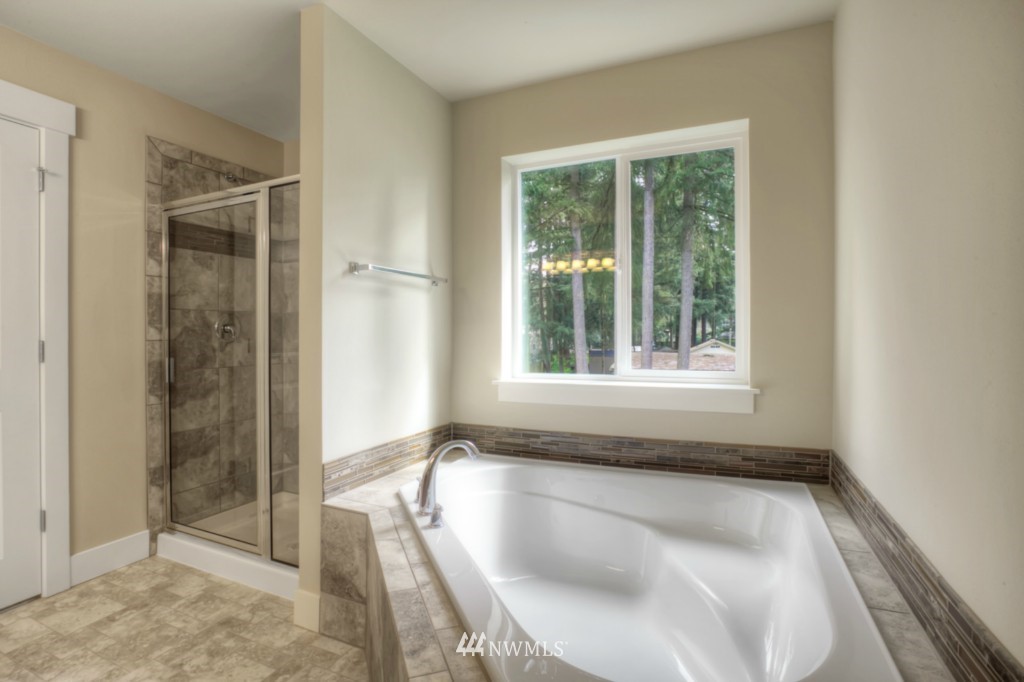 4916 Northeast 7th Street Renton, WA 98059 - Photo 21 of 22 Gallery Image 21