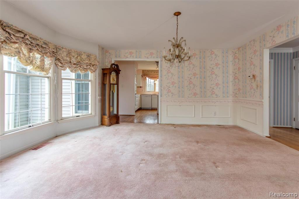 8475 Bridge Road Grosse Ile, MI 48138 - Photo 9 of 68