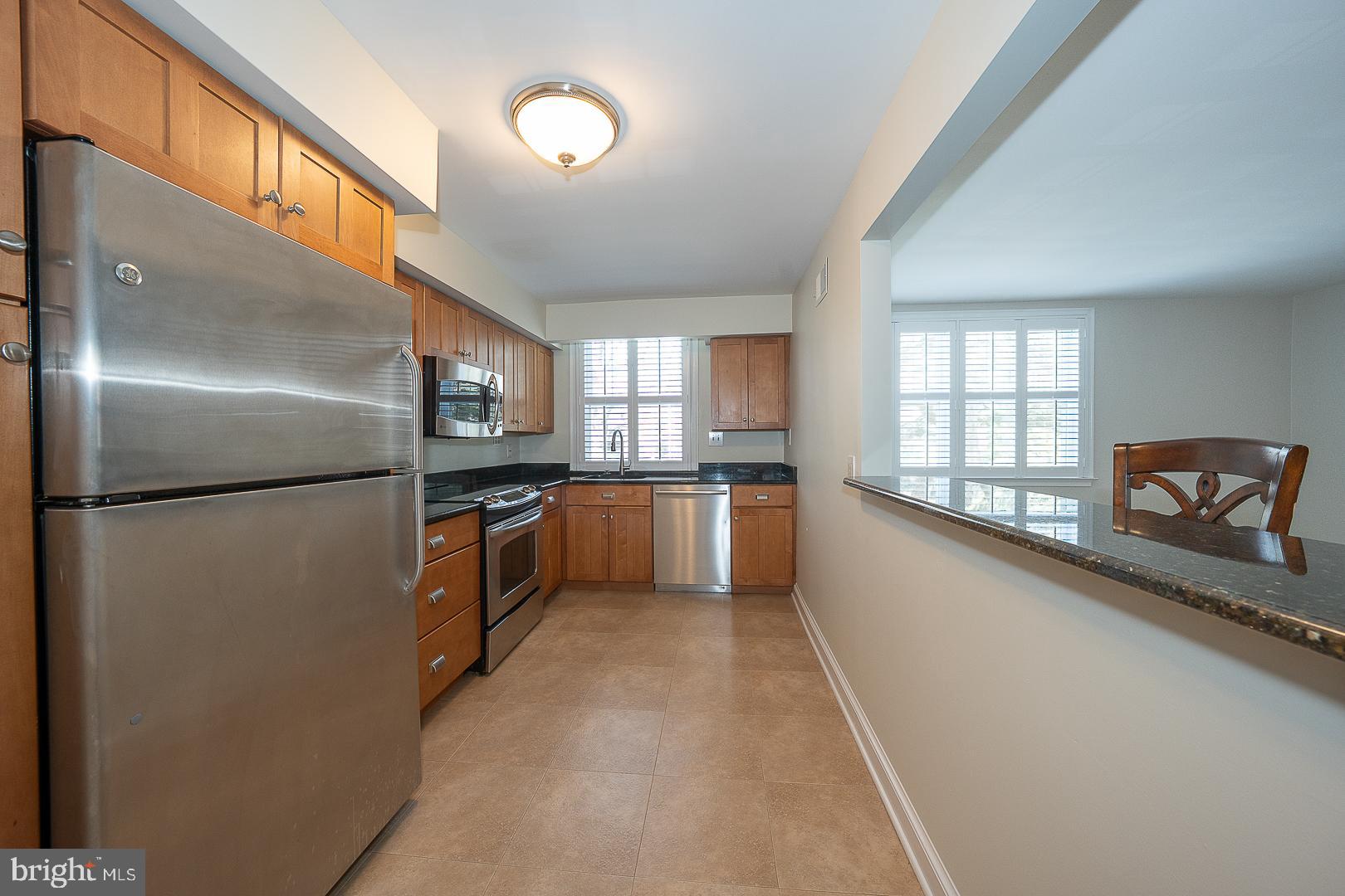 500 East Lancaster Avenue, Unit 111A Wayne, PA 19087 - Photo 7 of 43 Kitchen
