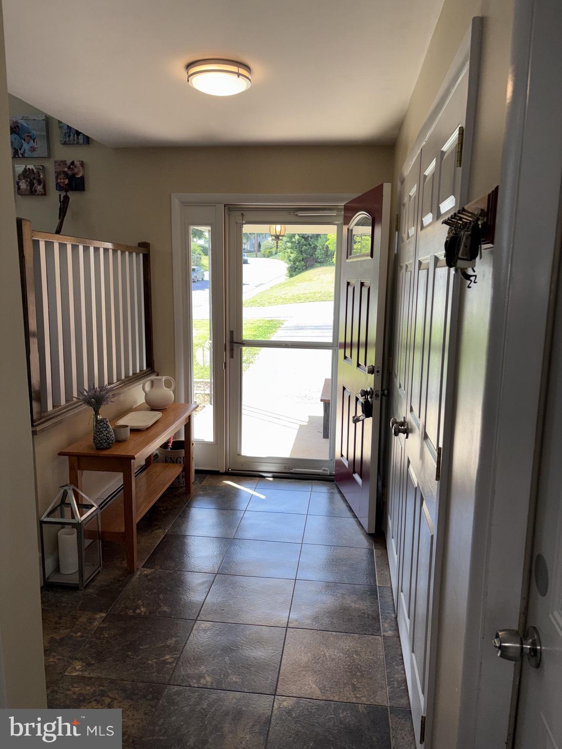 402 Grosstown Road Stowe, PA 19464 - Photo 5 of 37 Welcoming entryway with natural light.
