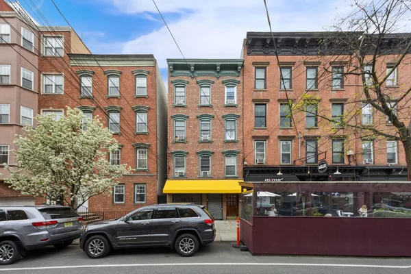 $2,700 | 228 Willow Avenue, Unit C, Hoboken, NJ 07030