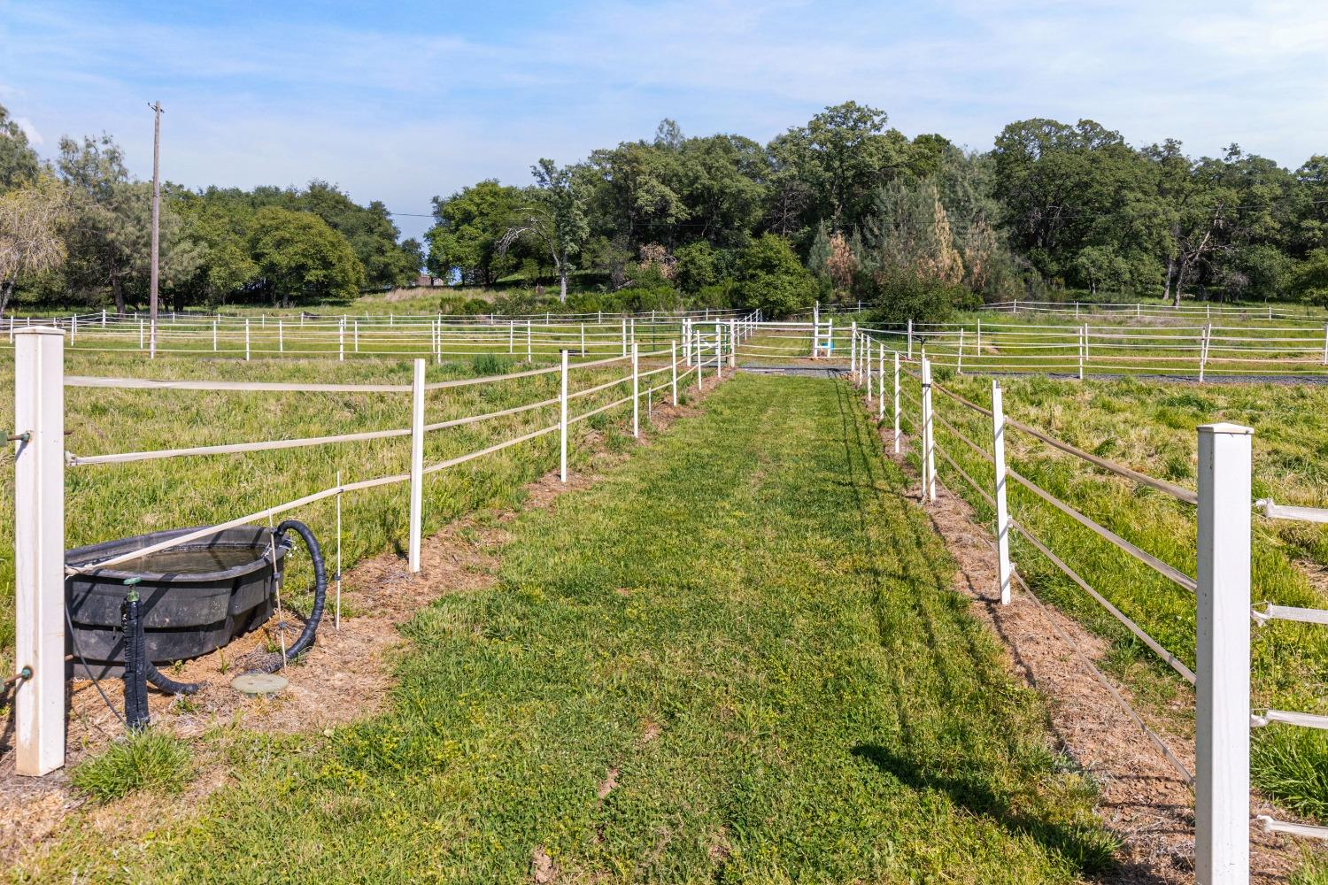 13587 Garden Bar Road Grass Valley, CA 95949 - Photo 36 of 70 a view of a tennis court