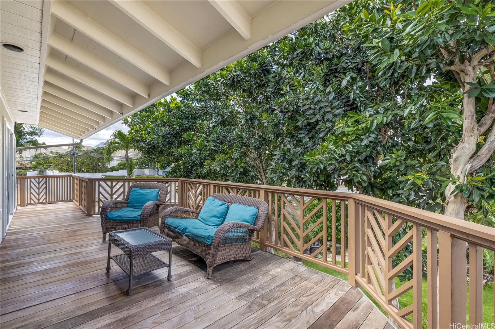 676 Mokapu Road Kailua, HI 96734 - Photo 20 of 21 ENJOY A NICE COLD BEVERAGE AFTER WORK ON YOUR LARGE LANAI