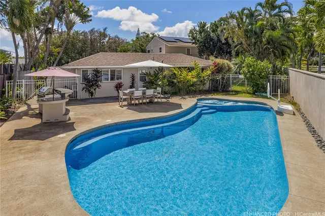 $3,299,000 | 676 Mokapu Road, Kailua, HI 96734