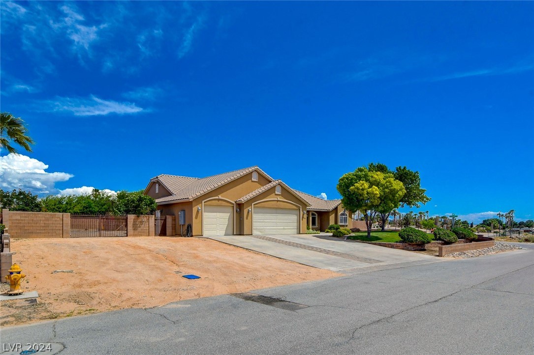3116 Mateuse Street Logandale, NV 89021 - Photo 2 of 82 Gallery Image 2