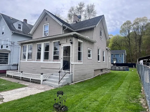 $279,900 | 5 Vernon Street, Holyoke, MA 01040