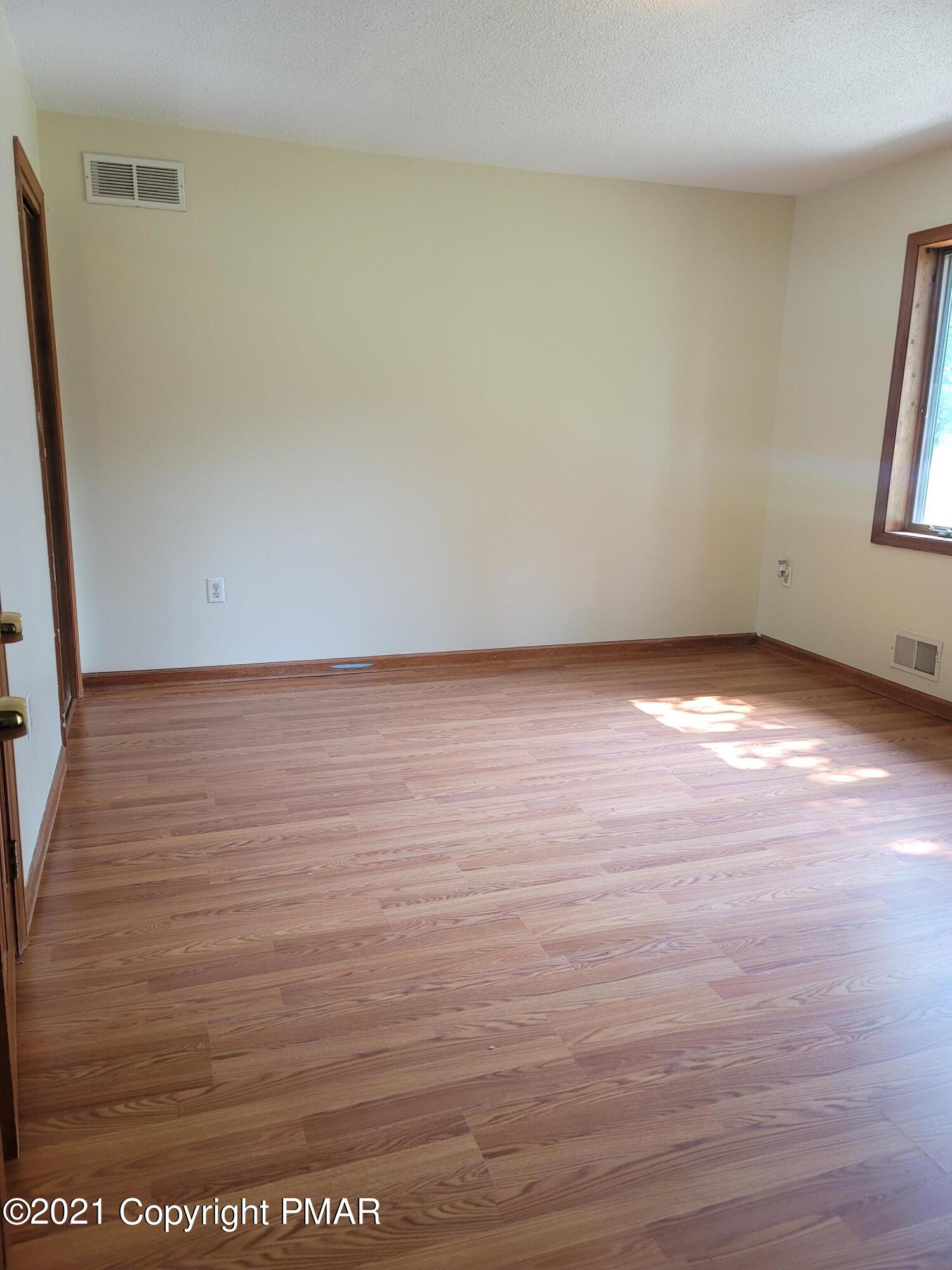 2111 Wilderland Road Tamiment, PA 18371 - Photo 19 of 41 20210912_143418