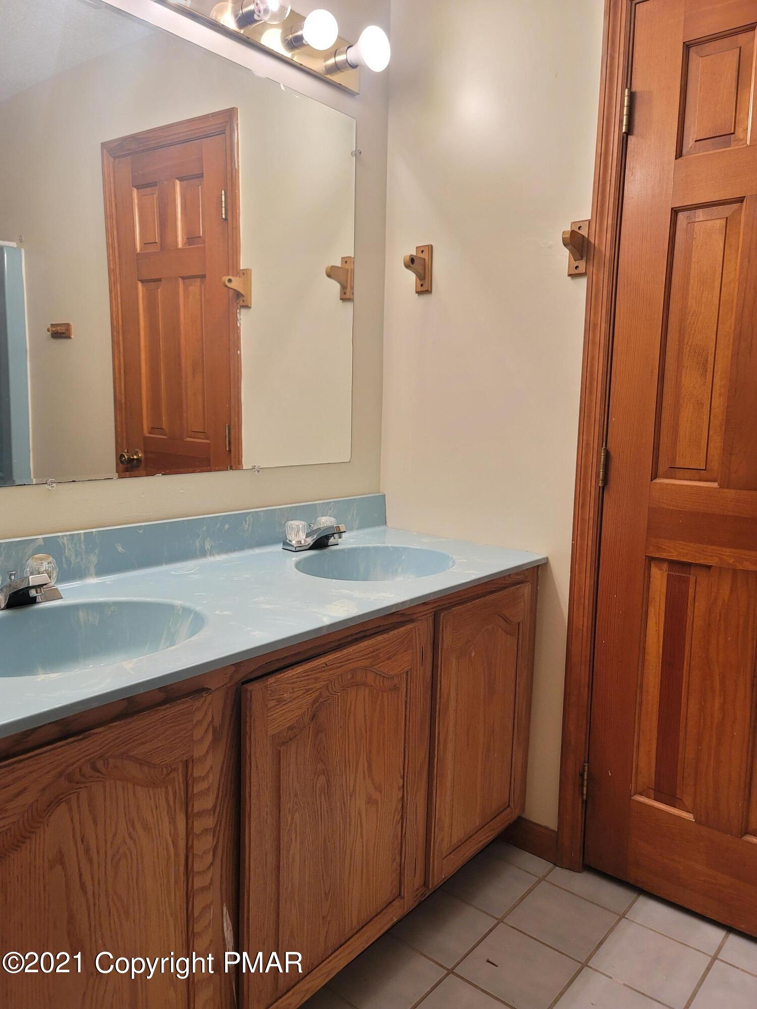 2111 Wilderland Road Tamiment, PA 18371 - Photo 27 of 41 20210912_144357