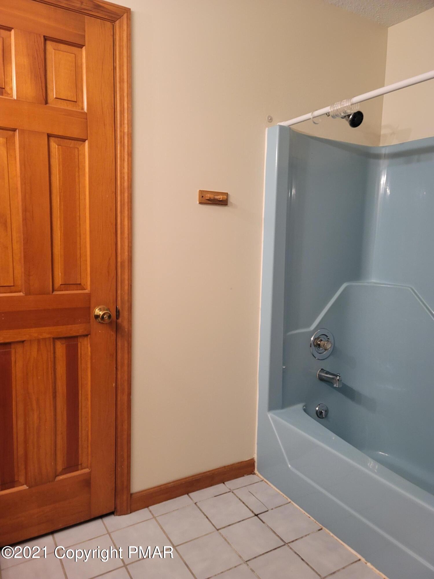 2111 Wilderland Road Tamiment, PA 18371 - Photo 28 of 41 20210912_144408