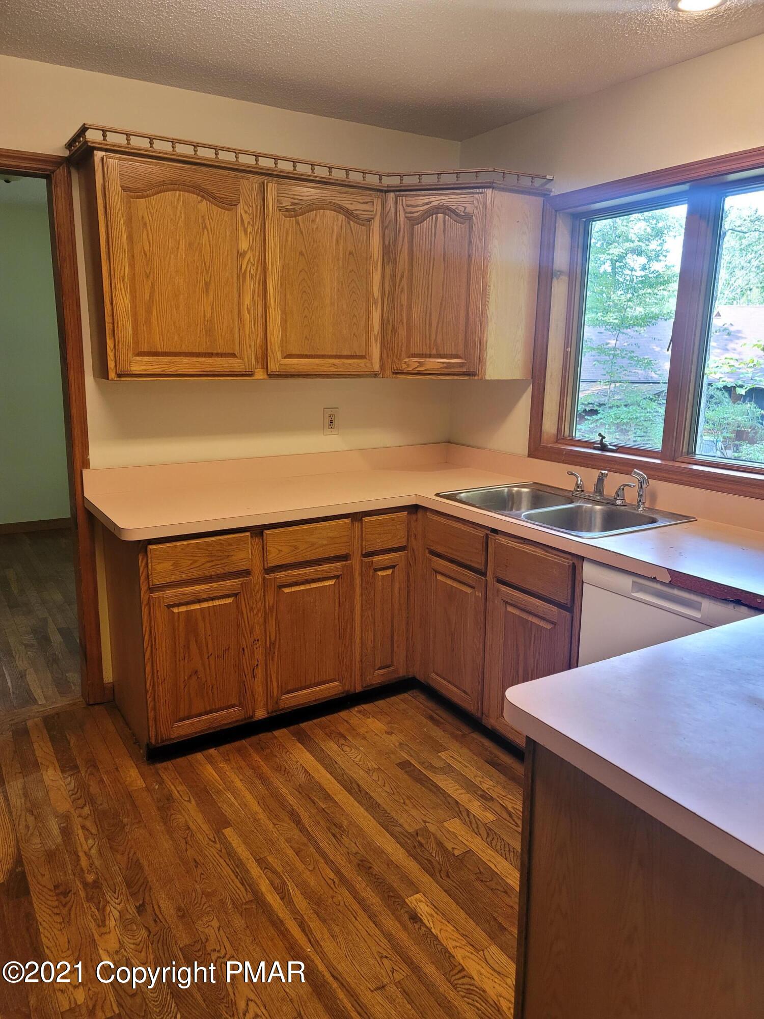 2111 Wilderland Road Tamiment, PA 18371 - Photo 9 of 41 20210912_143125