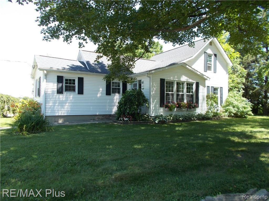 2223 Haines Road Lapeer, MI 48446 - Photo 1 of 45 DSCN3752.JPG