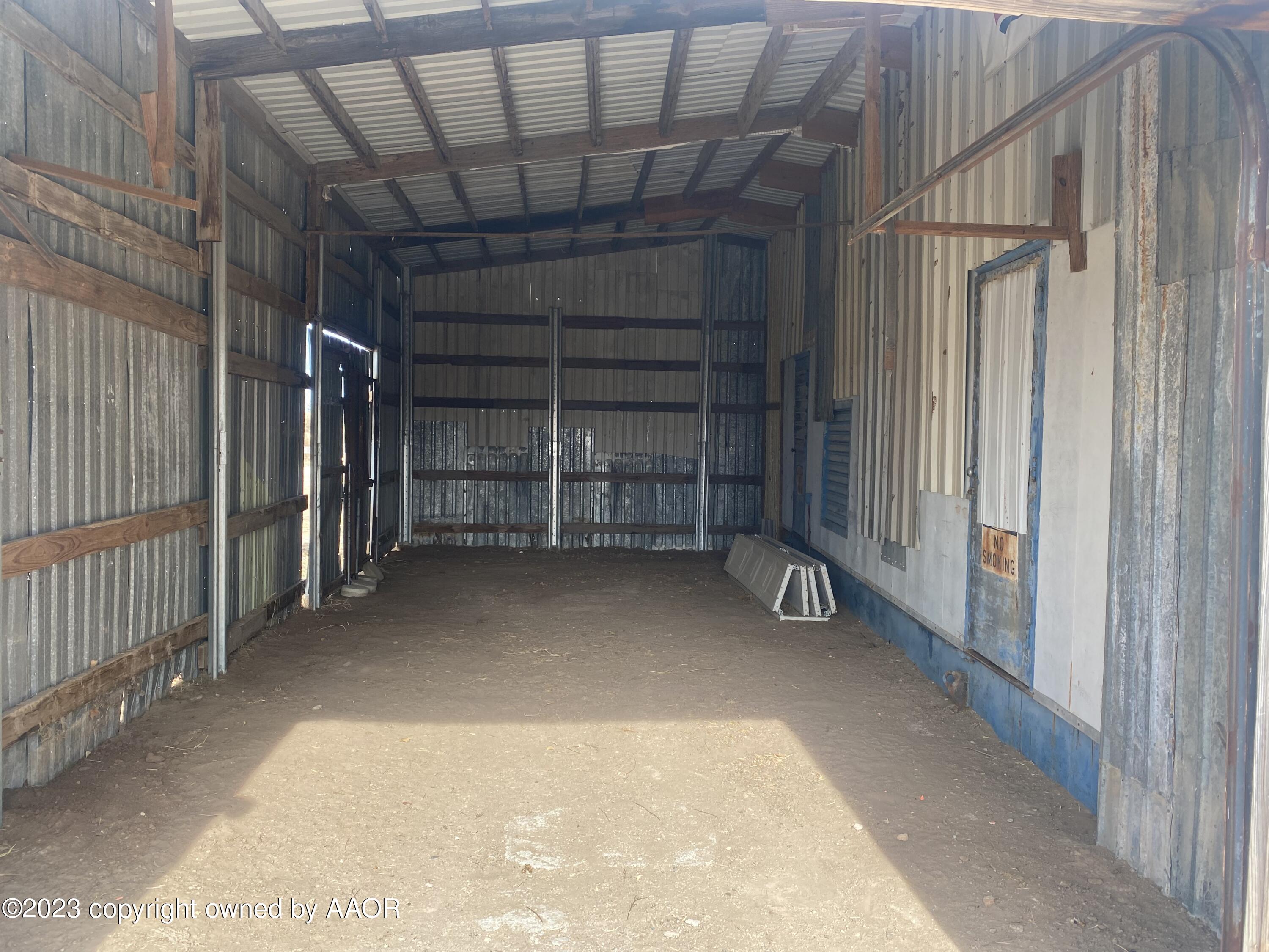 517 Muskrat Road Fritch, TX 79036 - Photo 24 of 54 Shop 1