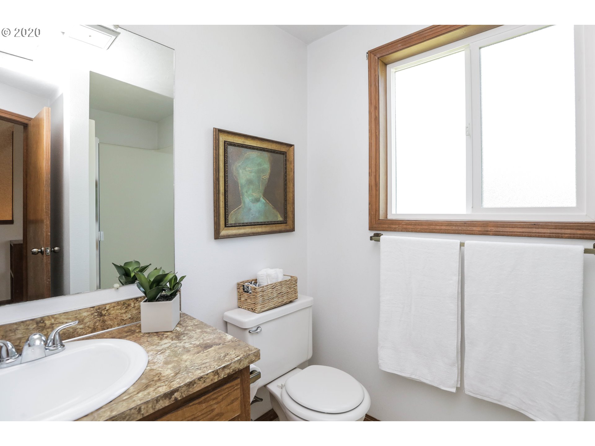 4403 Dillard Road Eugene, OR 97405 - Photo 15 of 22 Gallery Image 15