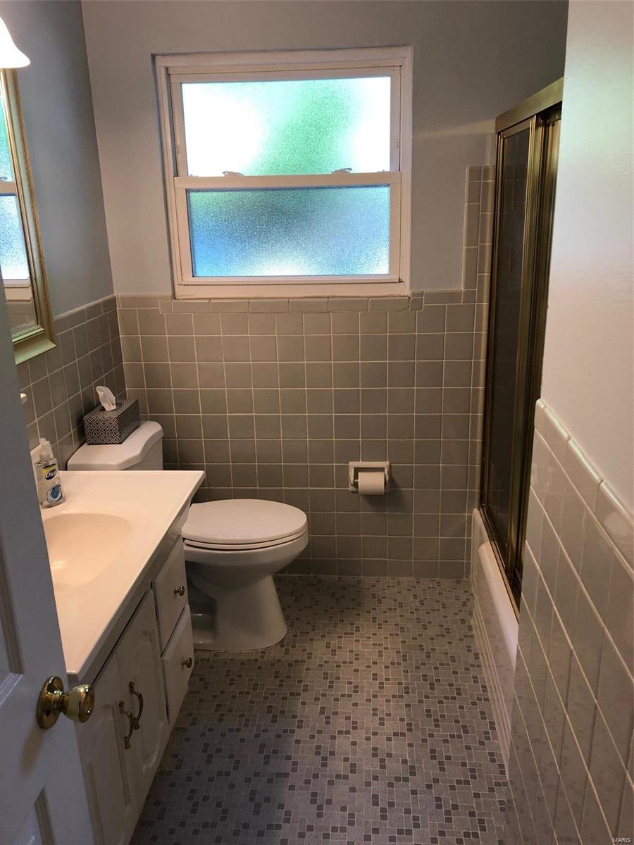 2306 Ruckert Avenue St. Louis, MO 63114 - Photo 9 of 23 Gallery Image 9