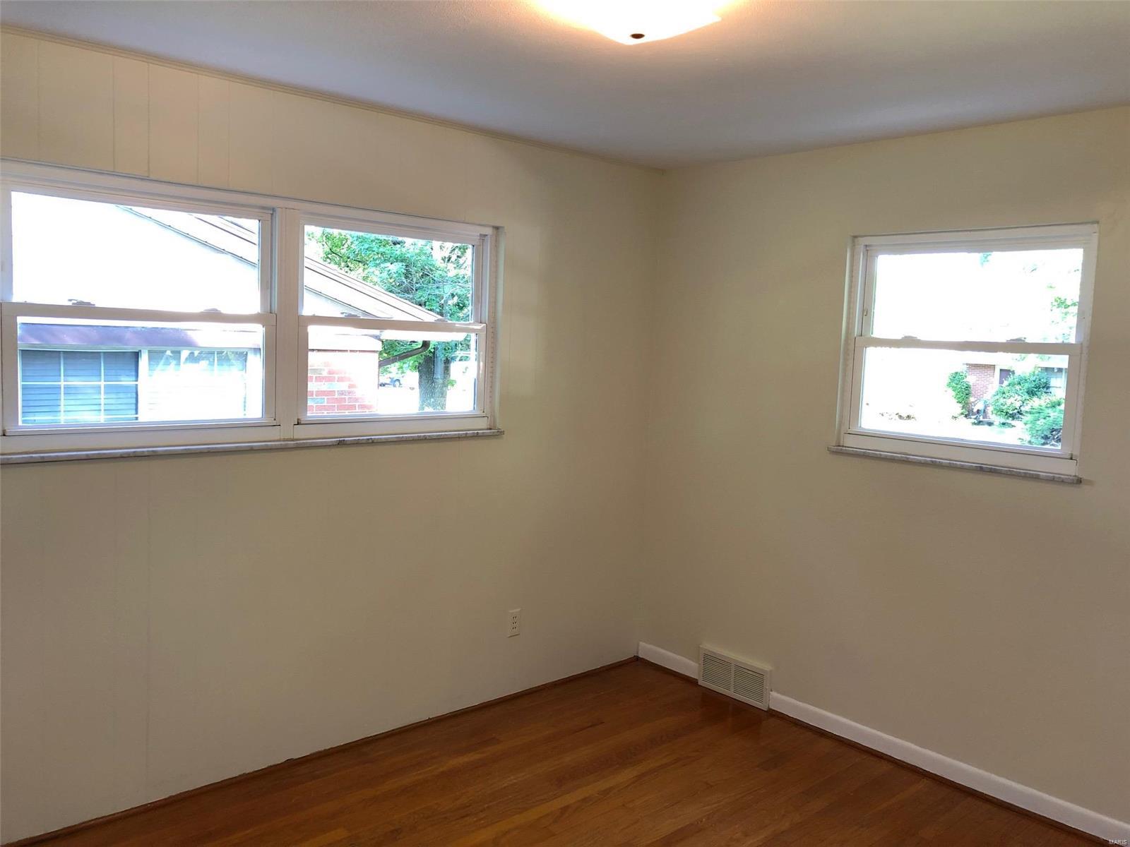2306 Ruckert Avenue St. Louis, MO 63114 - Photo 10 of 23 Gallery Image 10