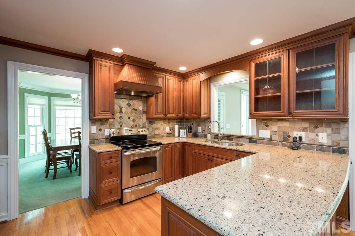 2405 Beechview Court Raleigh, NC 27615 - Photo 4 of 29 Gallery Image 4