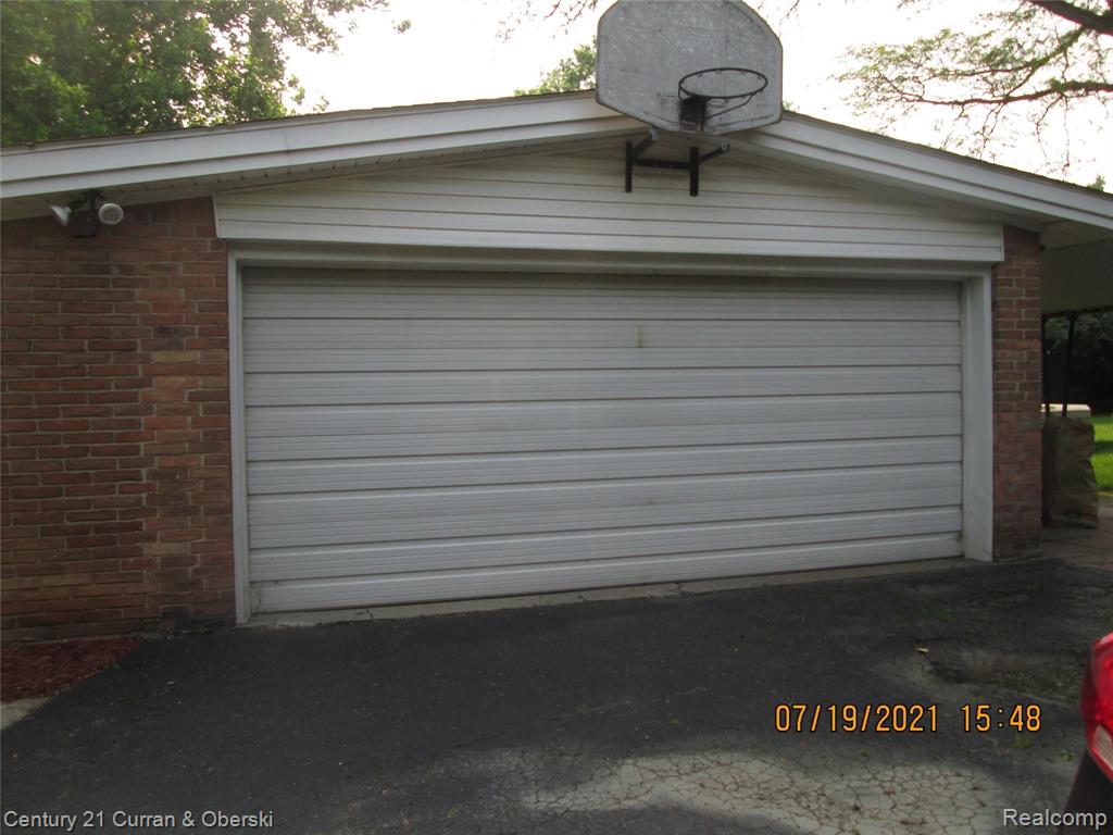 27860 Peppermill Road Farmington Hills, MI 48331 - Photo 23 of 28