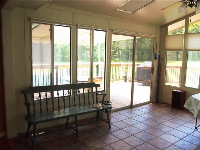 2848 Bolton Road Columbia, TN 38401 - Photo 11 of 20 a view of an empty room with a window