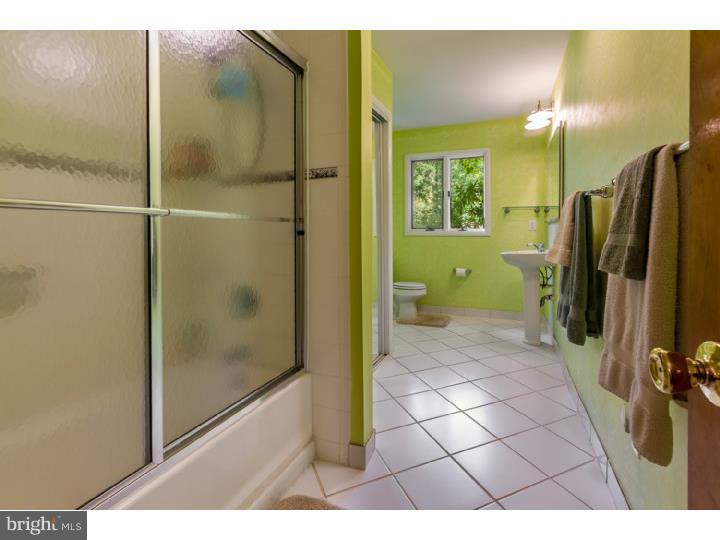66 Tuckerton Road Shamong, NJ 08088 - Photo 17 of 25 Master Bathroom