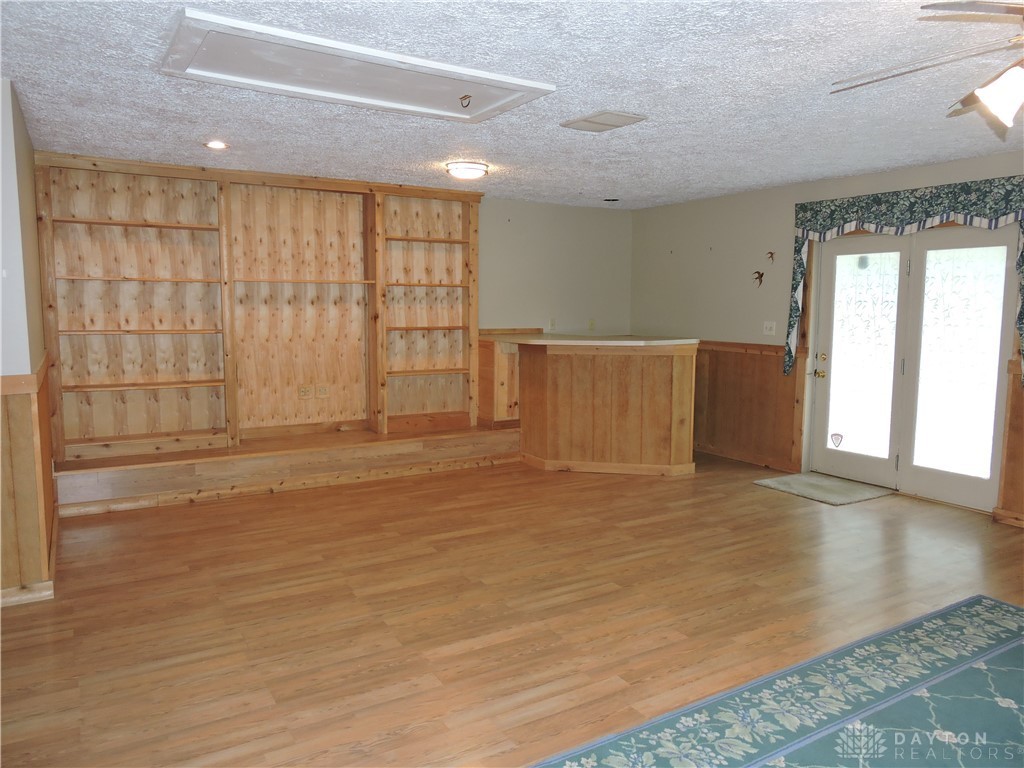 3243 Clear Springs Road Spring Valley, OH 45370 - Photo 27 of 36 Bar Area