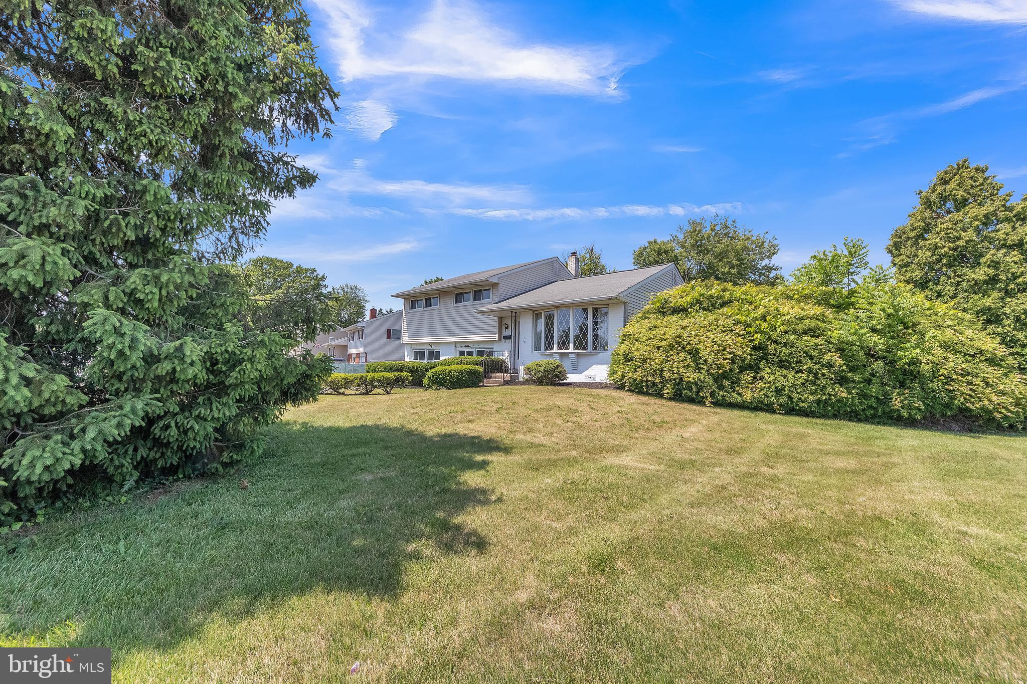 556 Stevens Road Morrisville, PA 19067 - Photo 1 of 30 Gallery Image 1