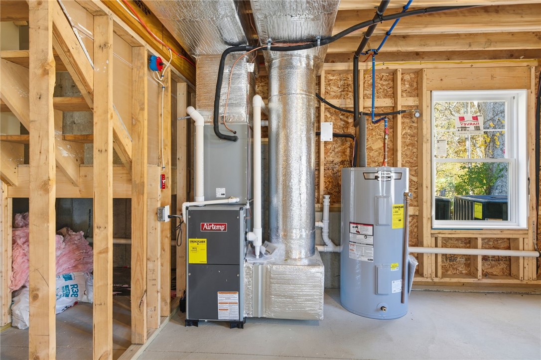 94 Ashaway Road Westerly, RI 02891 - Photo 37 of 50