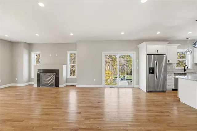 $725,000 | 94 Ashaway Road, Westerly, RI 02891