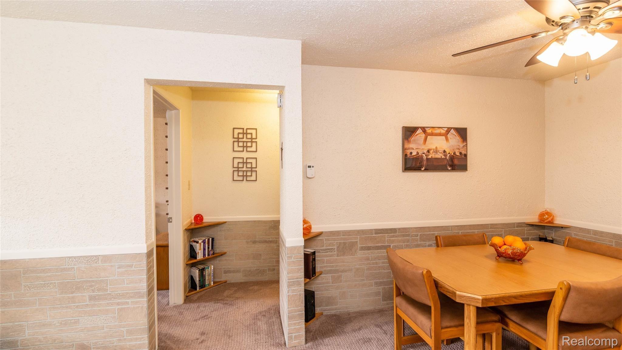 26730 Joy Road, Unit C9 Redford, MI 48239 - Photo 8 of 30 011_5.jpg