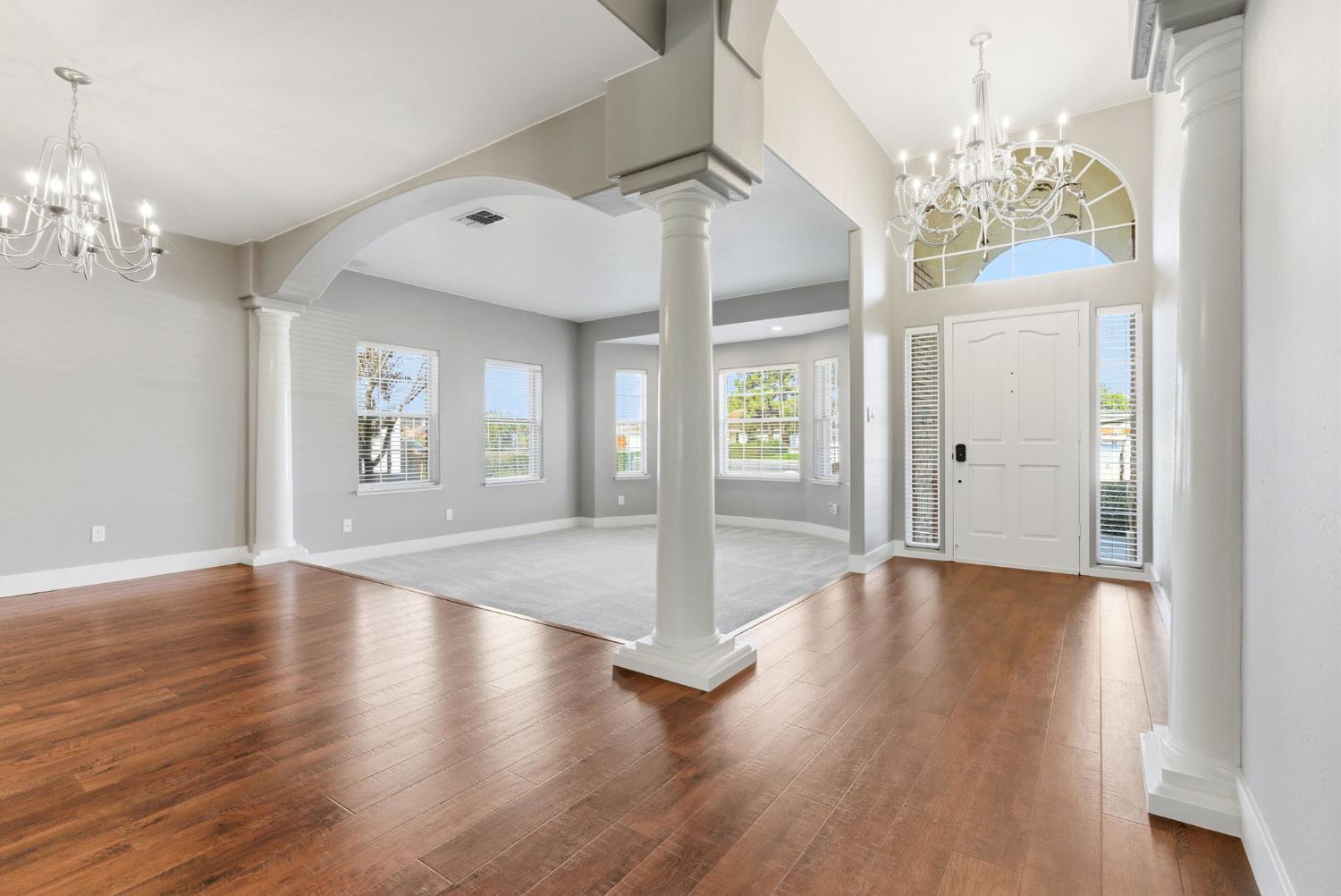 13201 Meacham Road Bakersfield, CA 93314 - Photo 19 of 62 a view of an entryway with wooden floor