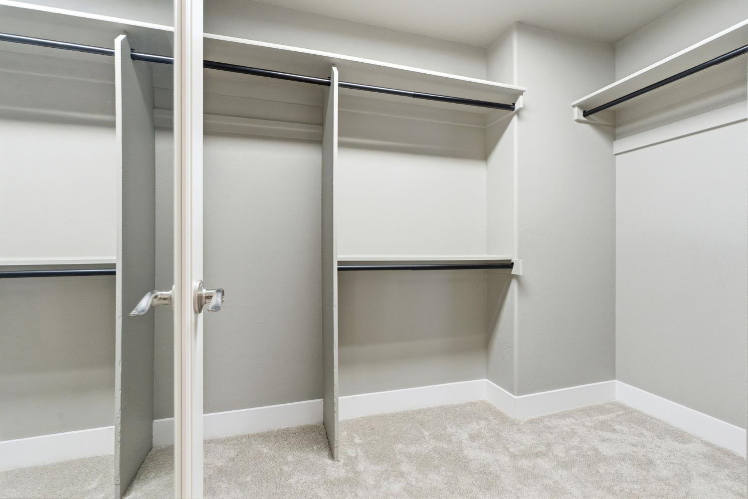 13201 Meacham Road Bakersfield, CA 93314 - Photo 54 of 62 a view of an empty room