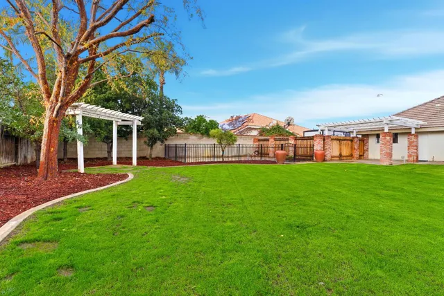 $735,000 | 13201 Meacham Road, Bakersfield, CA 93314