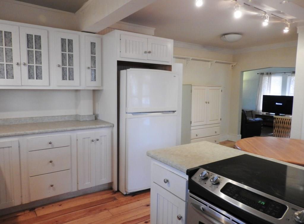 44 Pleasant Street Springvale, ME 04083 - Photo 10 of 33 Photo