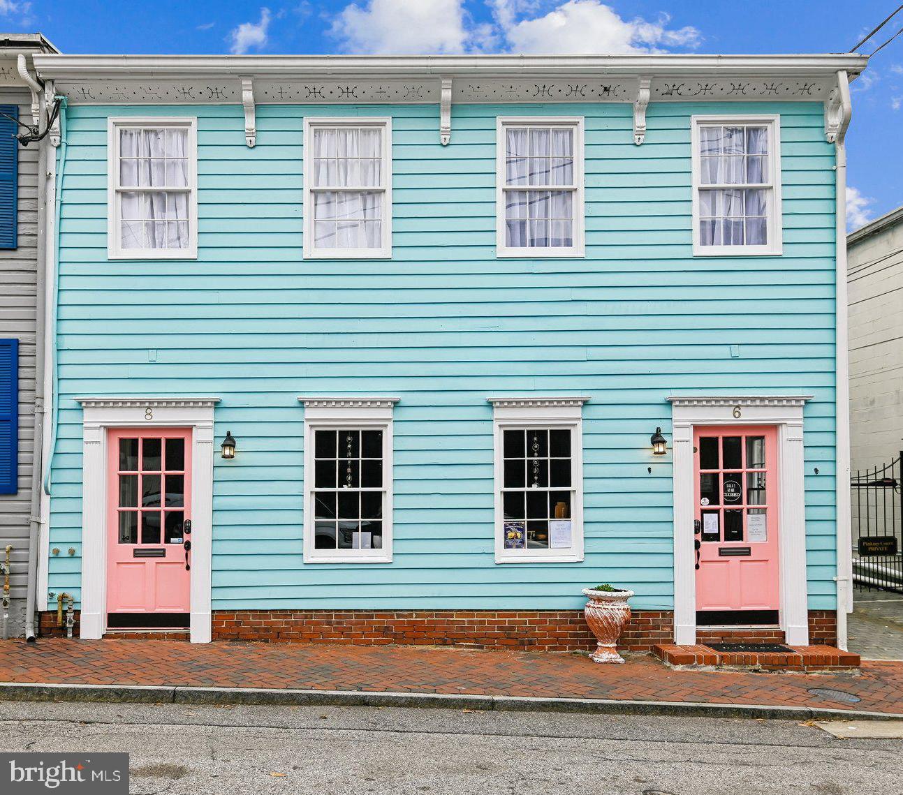 8 Fleet Street Annapolis, MD 21401 - Photo 1 of 37 a front view of a house