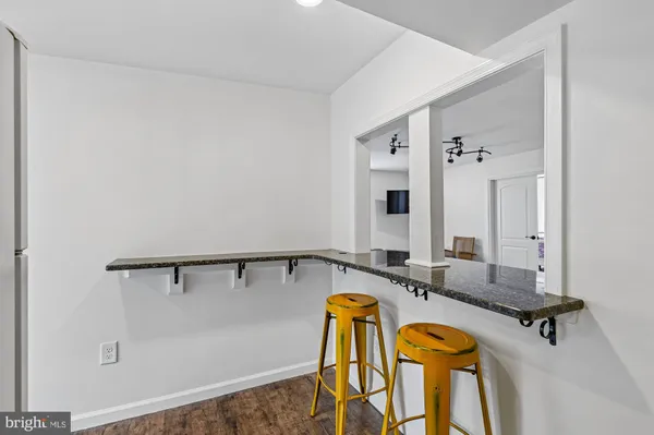 $3,400 | 8 Fleet Street, Annapolis, MD 21401