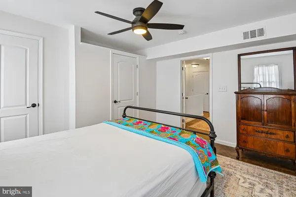 $3,400 | 8 Fleet Street, Annapolis, MD 21401