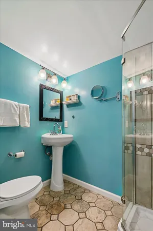 $3,400 | 8 Fleet Street, Annapolis, MD 21401