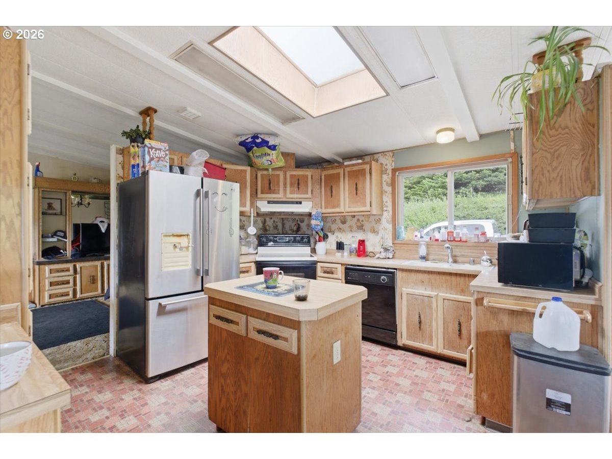 45500 Southwest Hebo Road Grand Ronde, OR 97347 - Photo 10 of 48