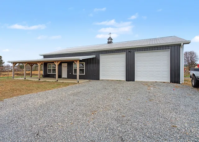$335,000 | 437 Colonial Road, Hohenwald, TN 38462