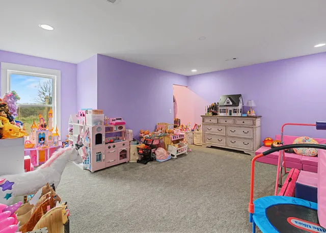 $335,000 | 437 Colonial Road, Hohenwald, TN 38462