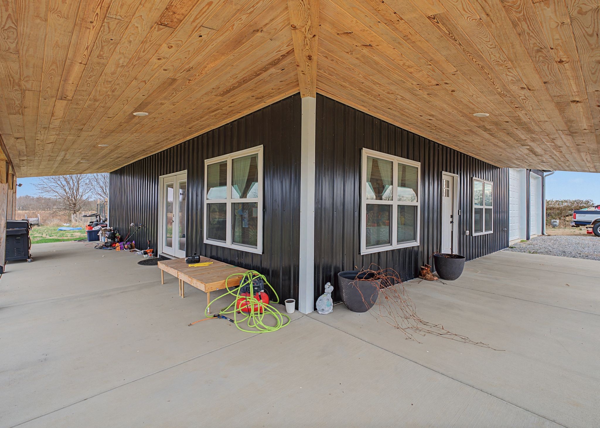 437 Colonial Road Hohenwald, TN 38462 - Photo 4 of 26