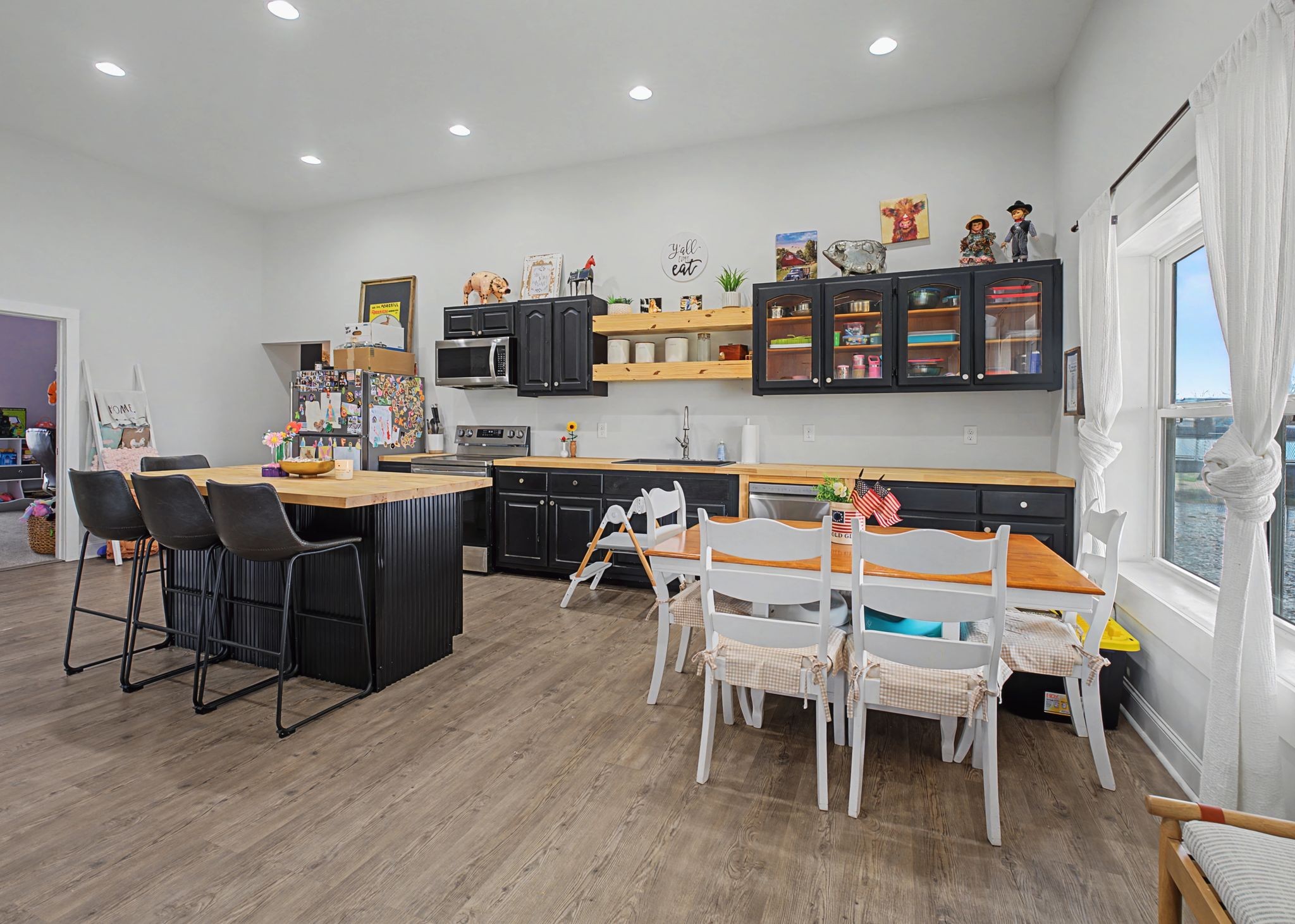 437 Colonial Road Hohenwald, TN 38462 - Photo 9 of 26