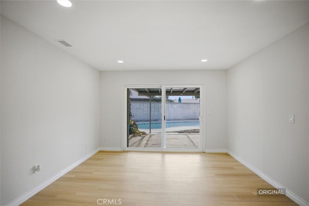 5871 Geremander Avenue Rialto, CA 92377 - Photo 6 of 34