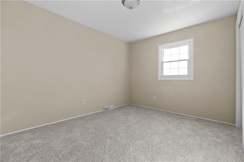 152 Leslie Road Monroeville, PA 15146 - Photo 14 of 25 Gallery Image 14