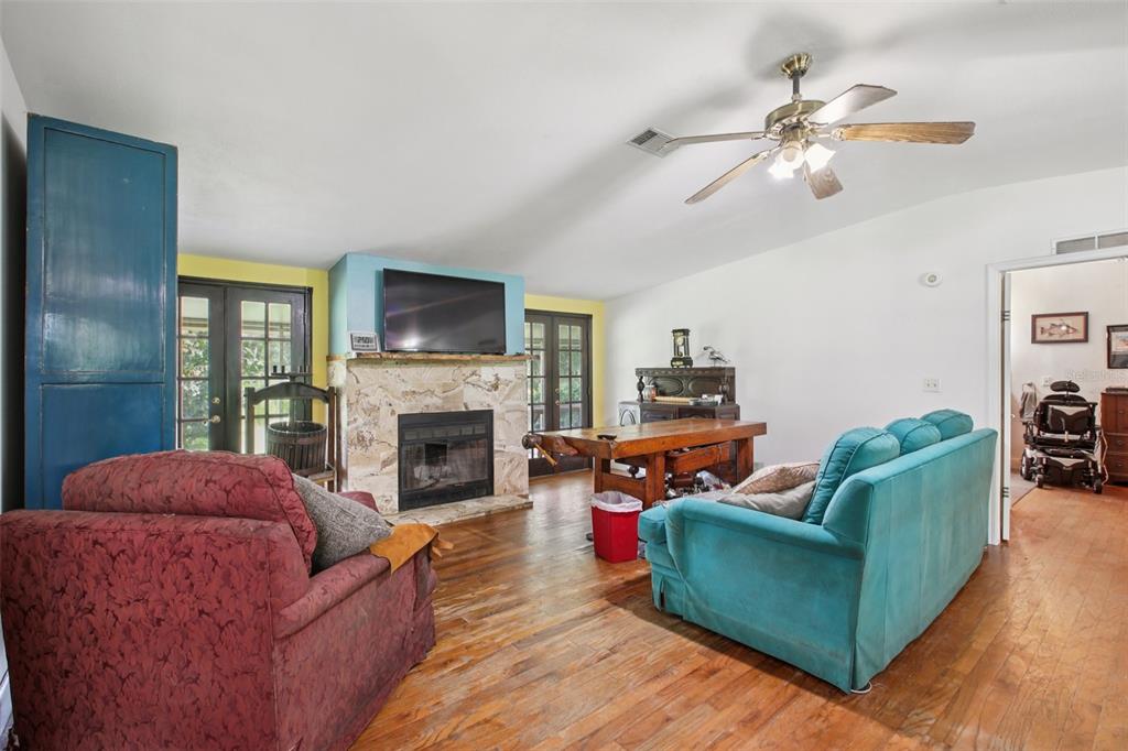 5321 Bruton Road Plant City, FL 33565 - Photo 17 of 24 Gallery Image 17