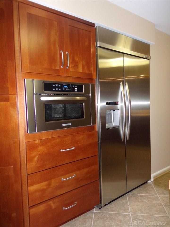 1070 North Renaud Road Grosse Pointe Woods, MI 48236 - Photo 33 of 50