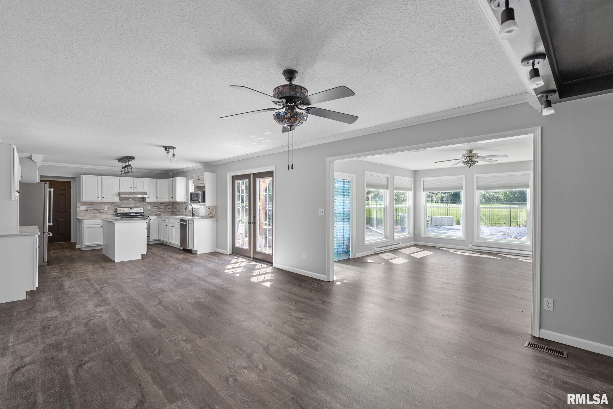 38 White Pine Road Geneseo, IL 61254 - Photo 15 of 47 Gallery Image 15